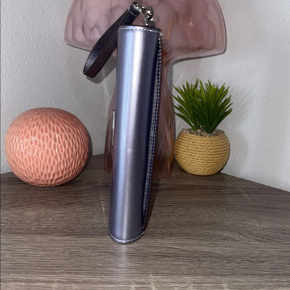 Kate Spade Metallic Lilac Wristlet NWOT - Picture 6 of 15